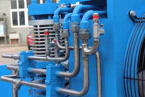 Kompresor Oksigen Tekanan Tinggi yang Dikendalikan PLC untuk Pengisian Silinder